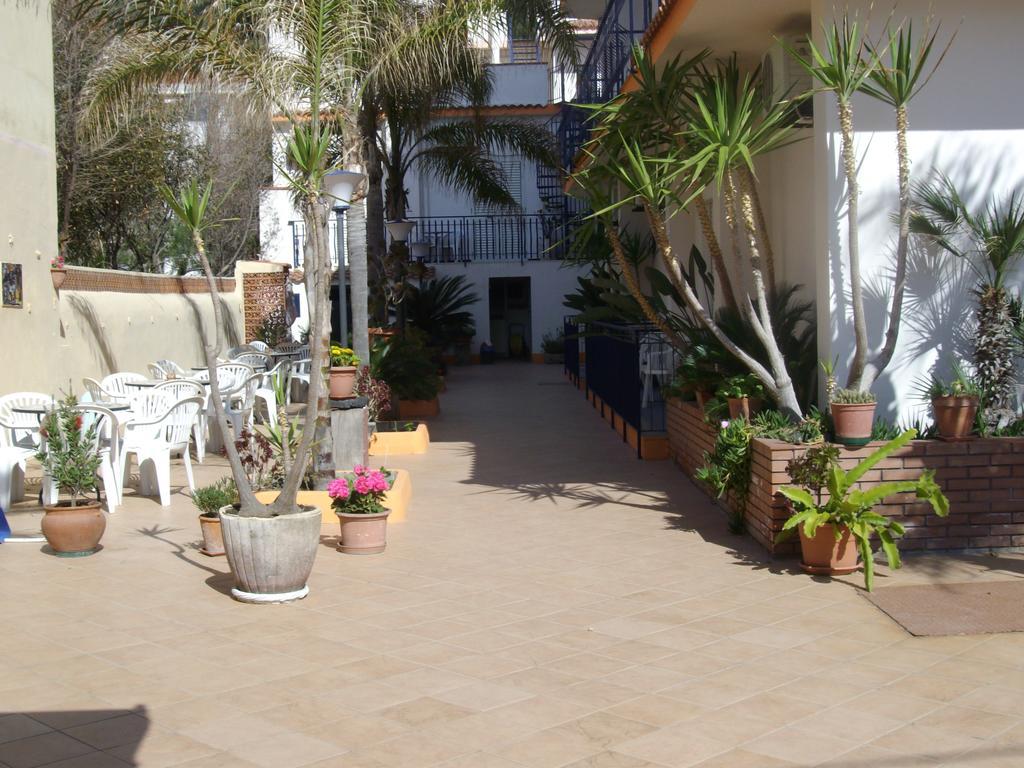 Hotel Pagano SantʼAlessio Siculo Exterior foto